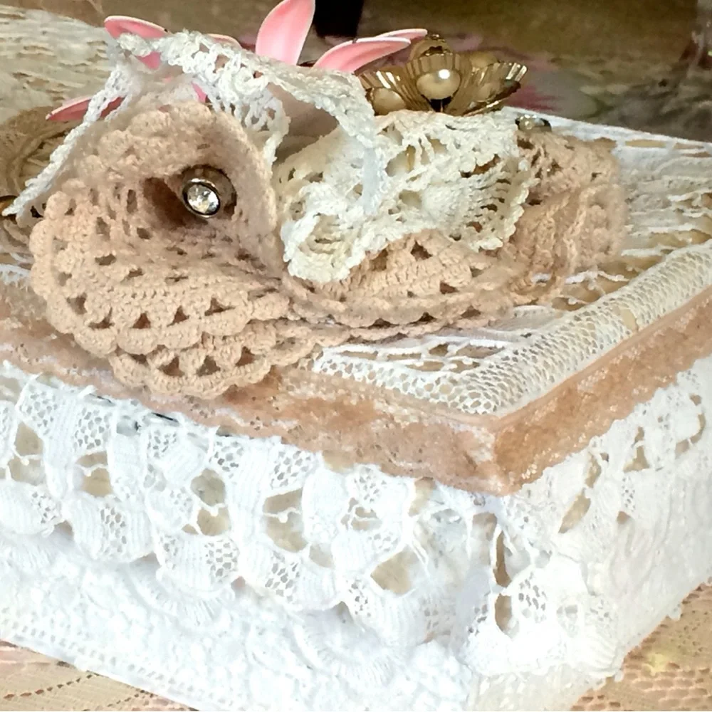Handmade Large Jewelry Box Vintage Lace & Jewelry FLOWER BOUQUET Single Tray NWT